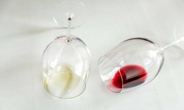 Vinos blanco y tinto